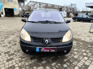 Renault Grand Scenic foto 2