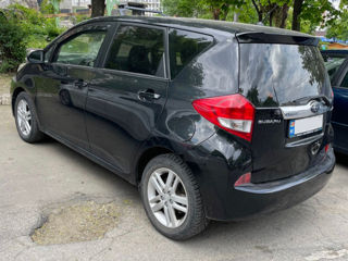 Subaru Trezia foto 3