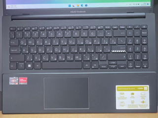 Asus ViviBook 15 E1504F Mixed Black (Nou) foto 3