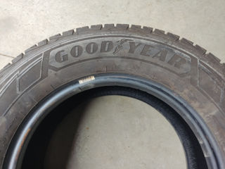 Anvelopă de iarnă Goodyear UltraGrip, 235/65 R16C, M+S, 2022, Mercedes Sprinter, Volkswagen Crafter foto 3