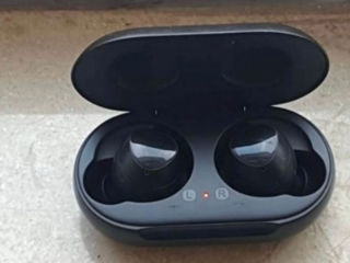 Samsung Galaxy Buds (Sound by AKG) foto 1