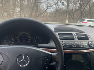 Mercedes E-Class foto 9