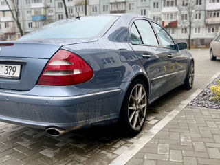 Mercedes E-Class foto 6