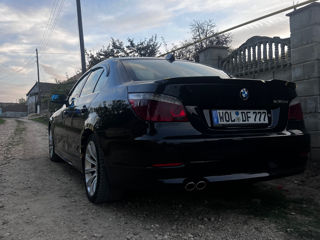 BMW 5 Series foto 6