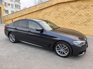 BMW 5 Series foto 4