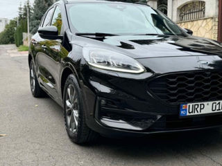 Ford Kuga foto 2