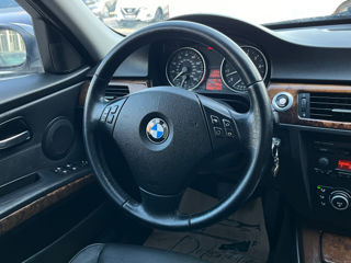 BMW 3 Series foto 8