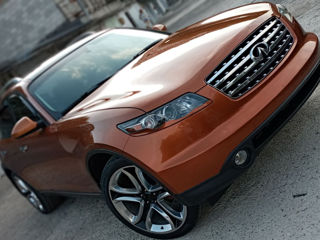 Infiniti FX foto 1