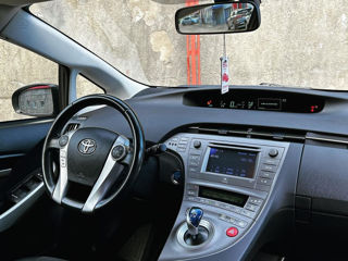 Toyota Prius - Chirie Auto - Авто Прокат - Rent a Car foto 3