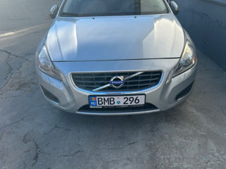 Volvo S60 foto 3