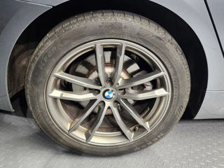 BMW 5 Series foto 5