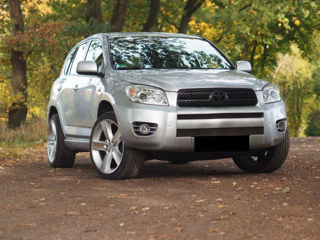 Toyota Rav 4 foto 4