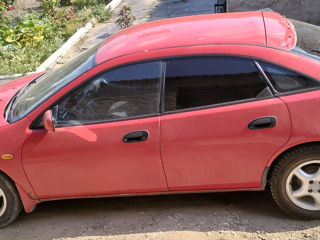 Mazda 323 foto 5