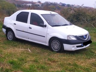 Dacia Logan foto 3