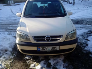 Opel Zafira foto 5