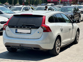 Volvo V60 foto 3