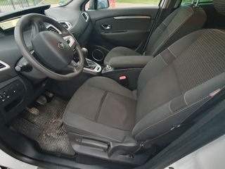 Renault Grand Scenic foto 8