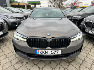 BMW 5 Series foto 2