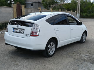 Toyota Prius foto 3