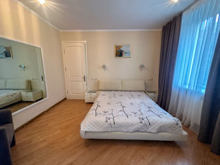 Apartament cu 3 camere, 70 m², Centru, Chișinău foto 6