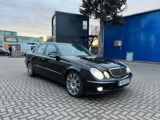 Mercedes E-Class foto 7