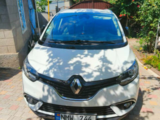 Renault Grand Scenic foto 1