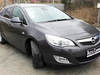 Opel Astra J piese !!