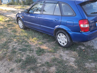 Mazda 323 foto 6