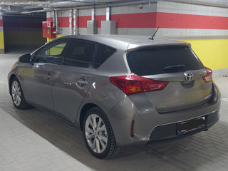 Toyota Auris foto 8