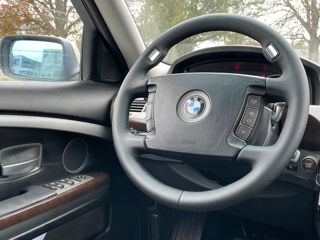 BMW 7 Series foto 14