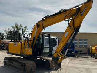 JCB JS 130 LC+