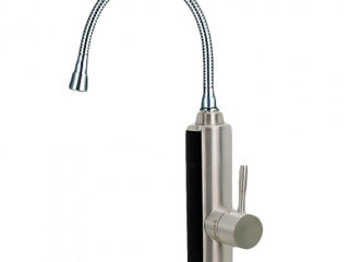 Проточный электрический водонагреватель гибкий кран с экраном хром.пластик  RX-011-1 foto 1