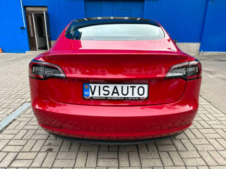 Tesla Model 3 foto 6