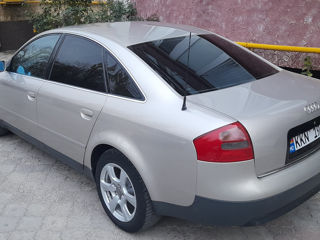 Audi A6 foto 2