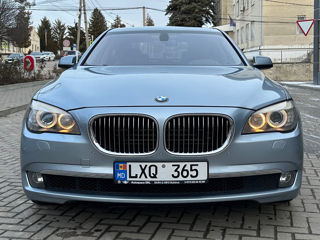 BMW 7 Series foto 2