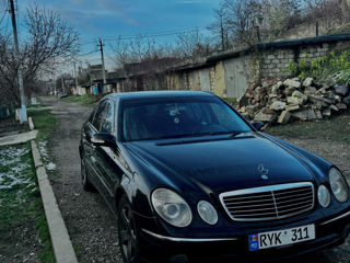 Mercedes E-Class