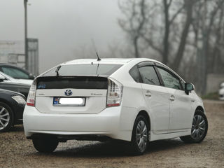 Toyota Prius foto 3