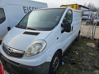 Opel Vivaro foto 2