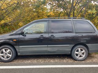 Mazda MPV foto 2