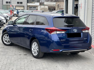 Toyota Auris foto 3