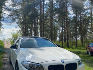 BMW 5 Series foto 7