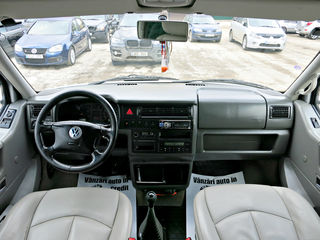 Volkswagen Multivan foto 9