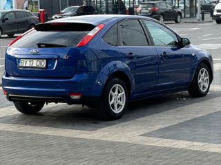 Ford Focus foto 4