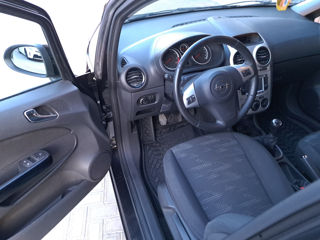 Opel Corsa foto 8