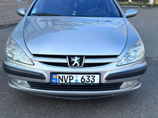 Peugeot 607