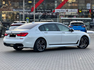 BMW 7 Series foto 4