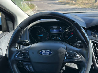 Ford Focus foto 6