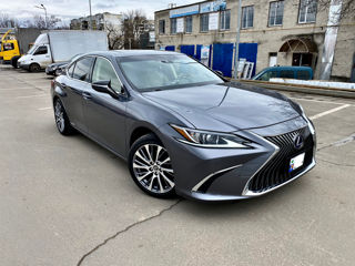 Lexus ES Series