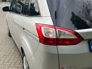 Ford Grand C-MAX foto 3