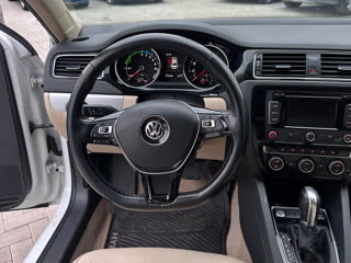 Volkswagen Jetta foto 13